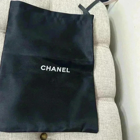 Small Chanel dust bag - Picture 1 of 1